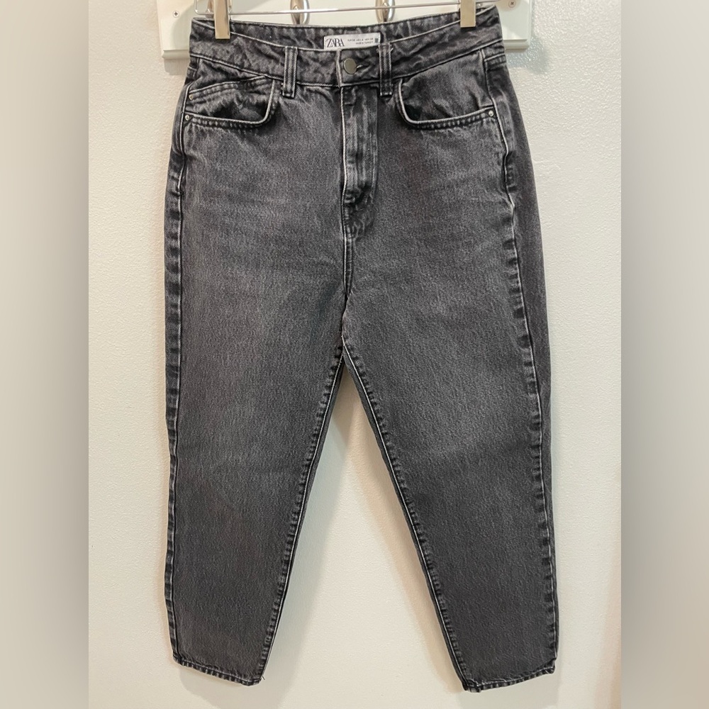 Zara Classic Mom Fit Hi-Rise Ankle Length Denim